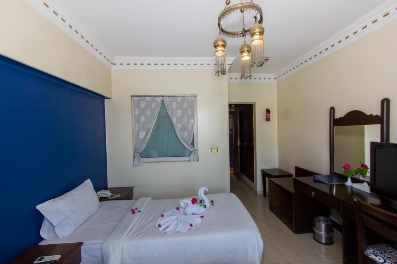 Philae Hotel Aswan Buitenkant foto