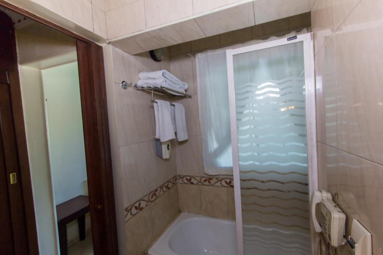 Philae Hotel Aswan Buitenkant foto